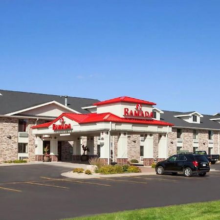 Отель Ramada By Wyndham Wisconsin Dells I-90 Экстерьер фото